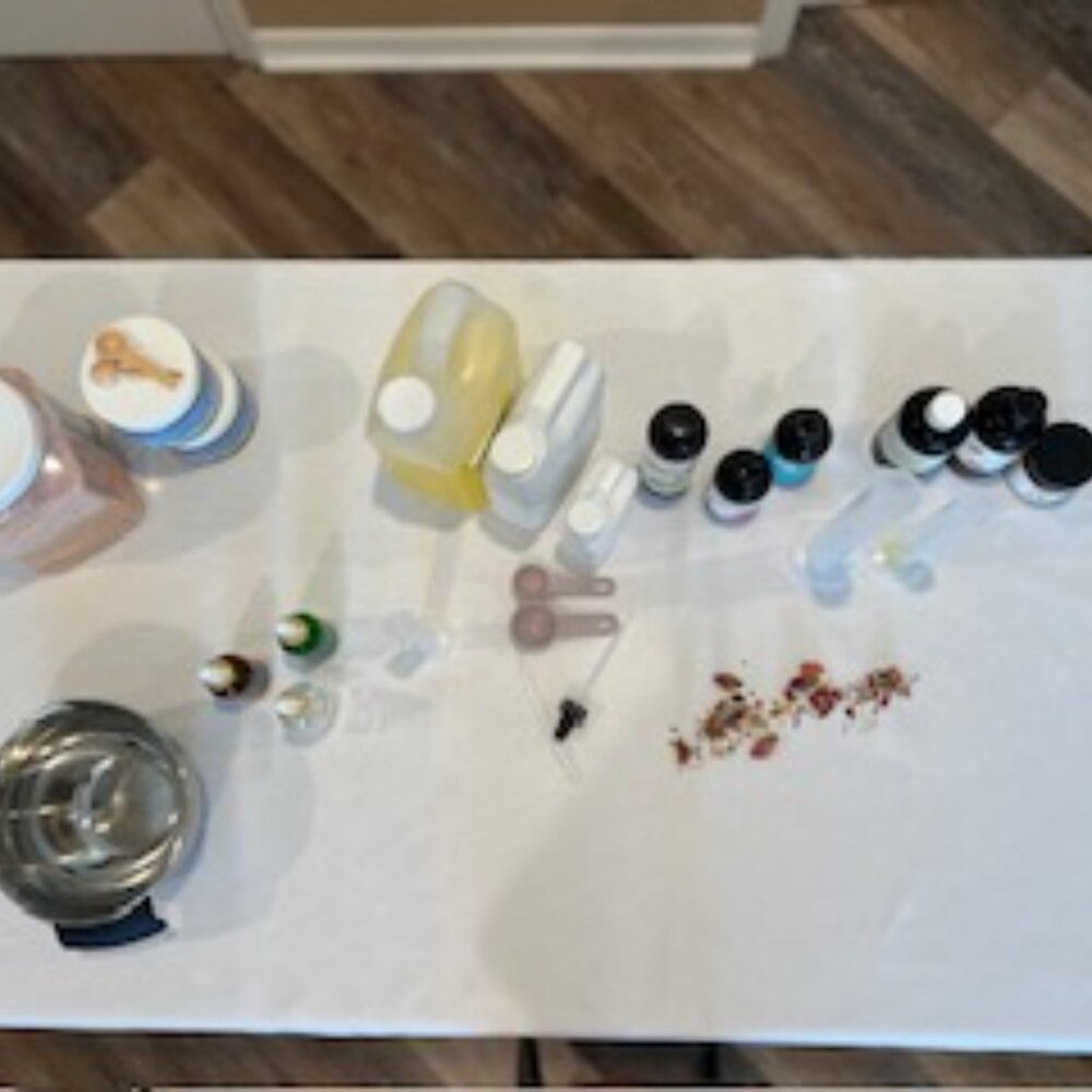 Facial Oil - Picture 2 of 8